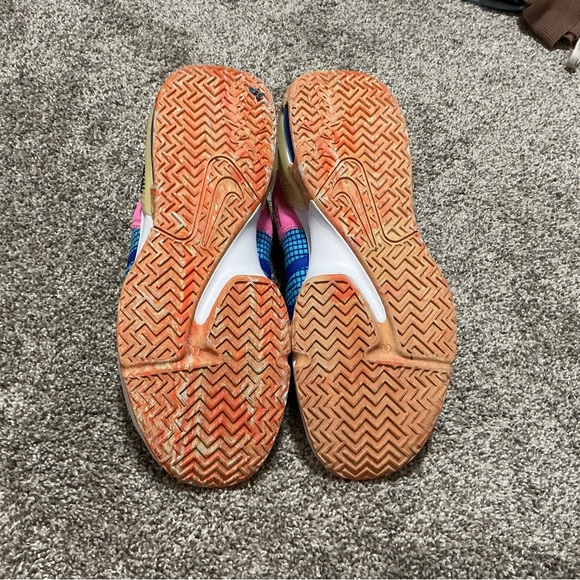 Nike LeBron James Witness VII basketball shoes - Picture 4 of 5